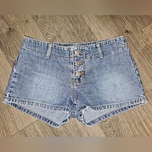 Vintage Y2k low rise Paris Blues denim shorts